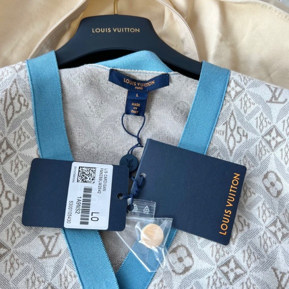 Authentic Louis Vuitton Since 1854 Contrast Trim Cardigan Size L - Picture 5 of 6
